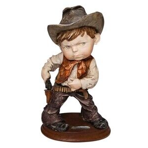 Vintage Giuseppe Armani Cowboy Gunslinger 8.5" Western Figurine Gullivers World